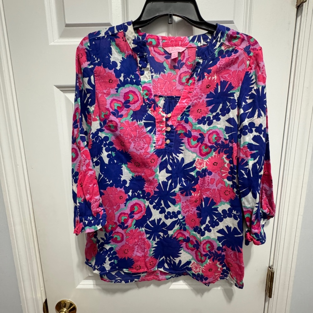 Lilly Pulitzer size M Windsor 100% cotton top